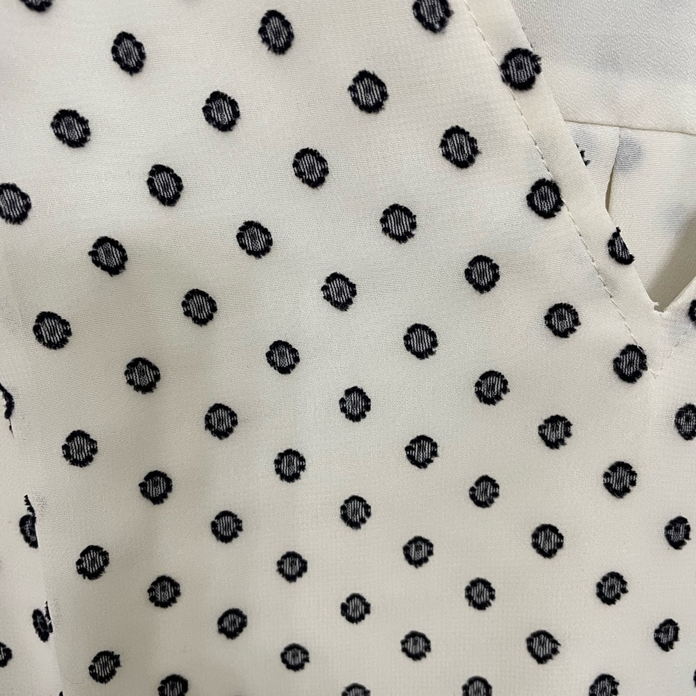 Talbots blouse - Picture 3 of 4